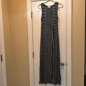 MAX STUDIO MAXI DRESS
